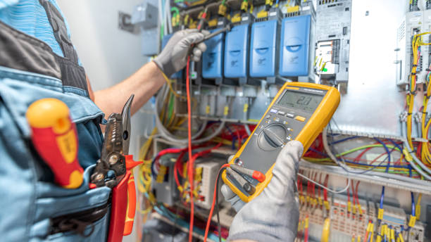 Best Emergency Electrical Repair  in Cleveland, OH